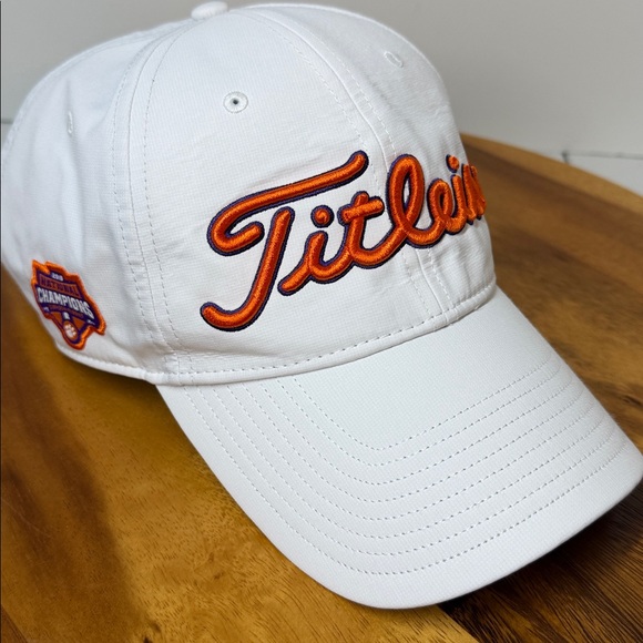 Titleist Clemson Tigers 2018 National Champions Adjustable Cap White Orange Paw - Picture 7 of 12